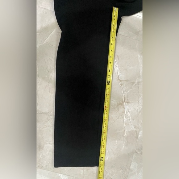 Theory Woman’s Pants Size 8 Black Comfort Stretch Slim In Tech Knit Elastic Pant - Picture 3 of 7
